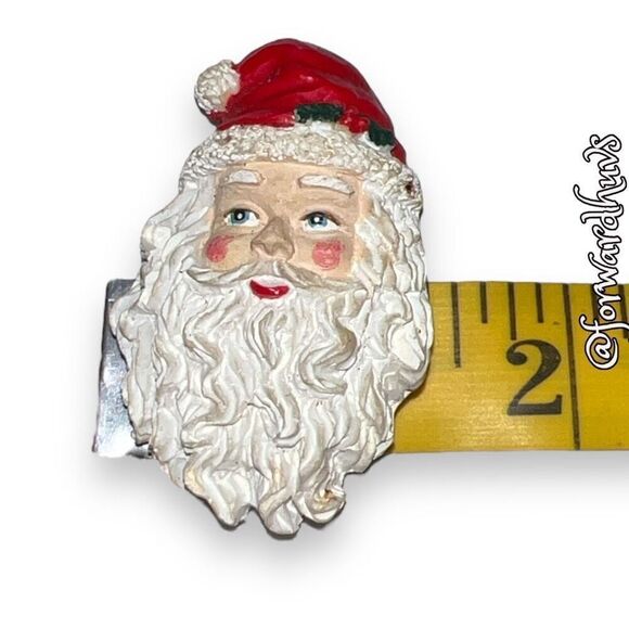 Vintage Santa Claus Brooch - Festive Holiday Cheer - Picture 9 of 11